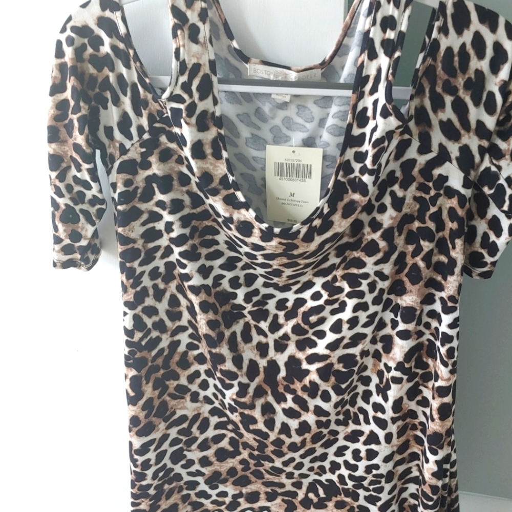 Boston Proper Stylish Cheetah Print off the shoulder top, size Medium.